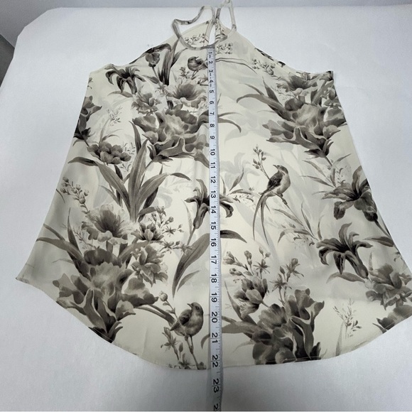 2 for$15 LOFT Monochrome Floral Camisole Size M - Picture 8 of 10